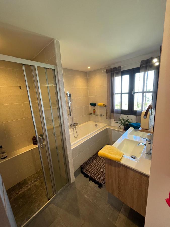 La Maison Des Camelias Le Tampon Eksteriør billede